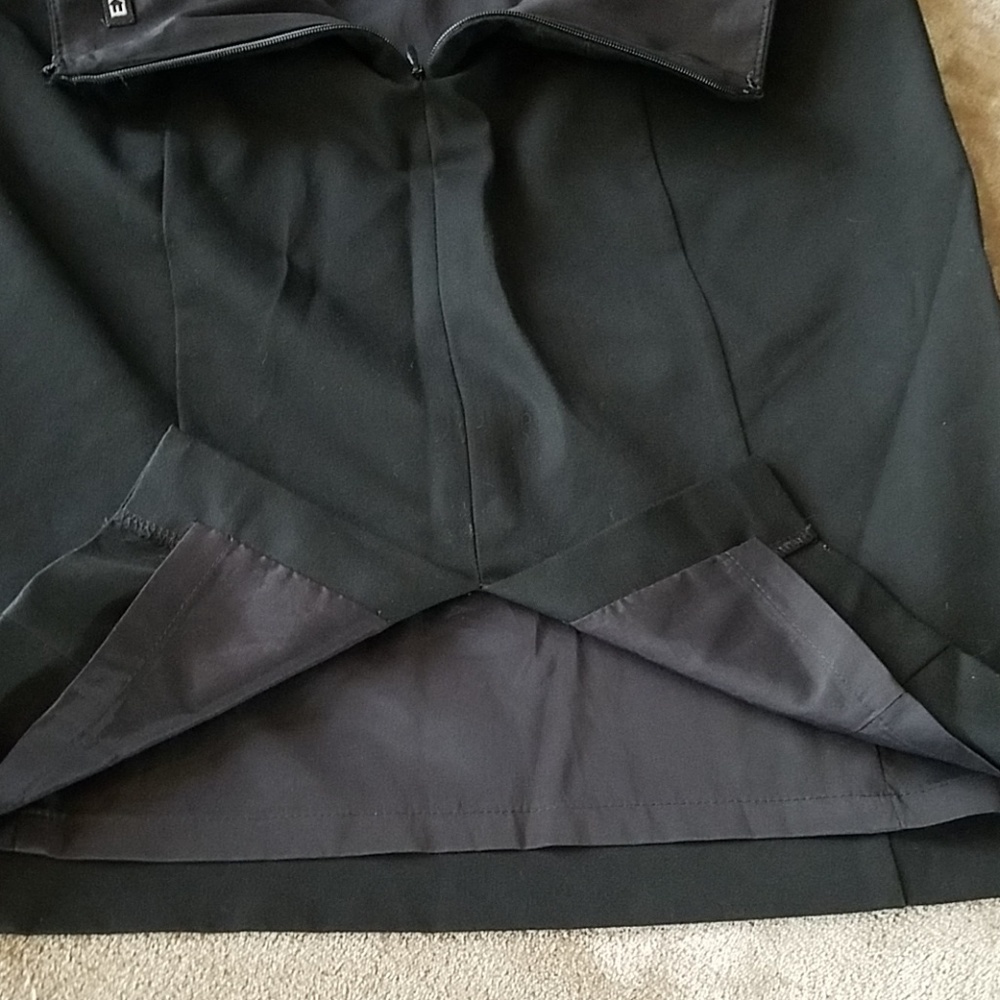 Express Black Lined Skirt Size 4 - Picture 4 of 8